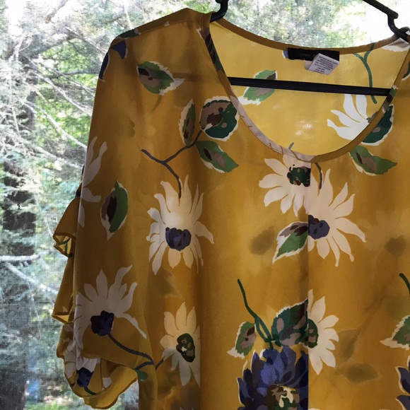 Jennie & Marlis Autumn Tie Blouse yellow with blue flowers size Large - Picture 10 of 14
